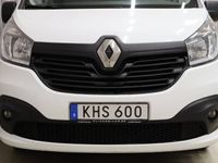 begagnad Renault Trafic Skåpbil 2.7t dCi 120HK L2H1 Drag Värmare X2-Sidodörr Moms