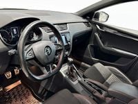 Begagnad Skoda Octavia RS 220 HK (161 kW) 2015 Vit Sedan