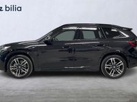 Begagnad BMW X1 M Sport 326 HK (239 kW) 2025 Saphire svart metallic SUV