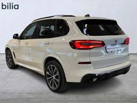 begagnad BMW X5 xDrive 45e M Sport Laser Kolfiber Drag H K Komfortstol 2021, SUV