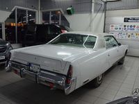 begagnad Chrysler New Yorker Brougham 4-dörrars Hardtop 6.6 V8 TorqueFlite