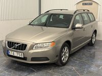 Begagnad Volvo V70 Kinetic 146 HK (107 kW) 2010 Ljusbrun Kombi
