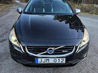 Begagnad Volvo S60 R-Design 304 HK (223 kW) 2012 Svart metallic Sedan