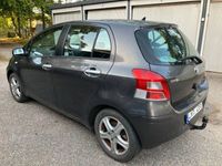 begagnad Toyota Yaris 5-dörrar 1.33 Dual VVT-i 99hk "NYBESIKTIGAD"