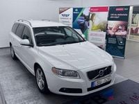 Begagnad Volvo V70 Summum 116 HK (85 kW) 2011 Vit Kombi