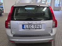 Begagnad Volvo V50 Momentum 116 HK (85 kW) 2011 Grå metallic Kombi