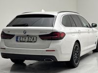 Begagnad BMW 530 292 HK (214 kW) 2023 Vit Kombi