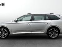Begagnad Skoda Superb 2023 Silver Kombi