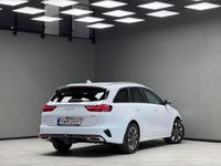 Begagnad Kia Ceed Sportswagon Advance 141 HK (103 kW) 2024 Vit Kombi
