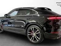 Begagnad Porsche Cayenne S E-Hybrid 2024 Svart SUV