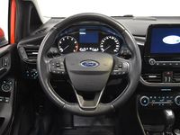 Begagnad Ford Fiesta Titanium 101 HK (74 kW) 2017 Röd Halvkombi