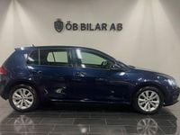 Begagnad VW Golf VII 110 HK (80 kW) 2016 Mörkblå (blå) Halvkombi