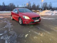 Begagnad Volvo V40 R-Design 115 HK (84 kW) 2014