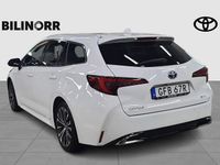 Begagnad Toyota Corolla Style 140 HK (102 kW) 2024 Vit Kombi