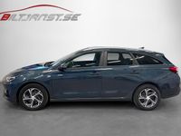 Begagnad Hyundai i30 Essential 122 HK (89 kW) 2021 Blå Kombi