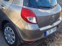 Begagnad Renault Clio R.S. 75 HK (55 kW) 2011 Halvkombi