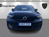 Begagnad Volvo XC40 Core 185 kW (252 HK) 2022 Svart SUV