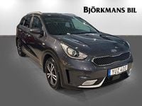 Begagnad Kia Niro Advance 140 HK (102 kW) 2017 Grå SUV