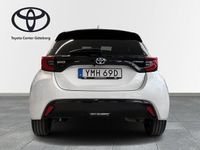 begagnad Toyota Yaris Hybrid 1,5 STYLE EDITION SÄKERHETSPAKET 2022, Halvkombi