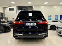 begagnad BMW X7 M50d Executive Massage HUD Värm Drag Pano Laser 3D 7Sits 2019, SUV