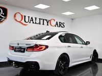 begagnad BMW M550 i xDrive M-sport 462hk Ultimate B&W /Sv-såld /Drag