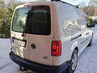 Begagnad VW Caddy Maxi 102 HK (75 kW) 2017 Vit Minibuss