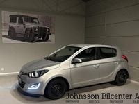 Begagnad Hyundai i20 Premium 101 HK (74 kW) 2014 Silver Halvkombi