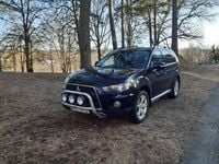 Begagnad Mitsubishi Outlander Comfort Edition 156 HK (114 kW) 2012 Svart SUV