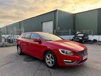 Begagnad Volvo V60 Momentum 181 HK (133 kW) 2014 Röd Kombi