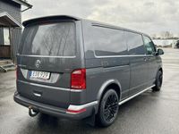 begagnad VW Transporter T32 2.0 TDI Euro 6 204HK