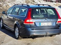Begagnad Volvo V70 Momentum 116 HK (85 kW) 2014 Blå Kombi