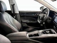 Begagnad MG MG5 EV Luxury 114 kW (156 HK) 2022 Vit Kombi