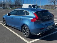 begagnad Volvo V40 D4 Geartronic 190hp Momentum R-design