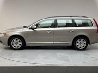 Begagnad Volvo V70 Momentum 136 HK (100 kW) 2010 Ljusbrun Kombi