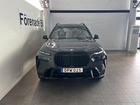 Begagnad BMW X7 Comfort Edition 2026 Grå SUV