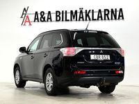 Begagnad Mitsubishi Outlander P-HEV 121 HK (88 kW) 2014 Svart SUV