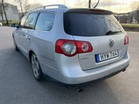 begagnad VW Passat Variant 3.2 V6 FSI 4Motion Premium