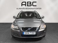 Begagnad Volvo V50 Momentum 145 HK (106 kW) 2010 Grå Kombi