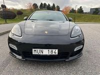 Begagnad Porsche Panamera 430 HK (316 kW) 2012 Svart Halvkombi