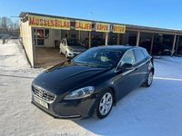 Begagnad Volvo V40 Momentum 120 HK (88 kW) 2016 Svart