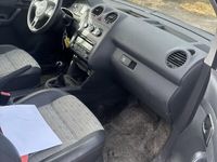 begagnad VW Caddy Skåpbil 1.6 TDI Euro 5 Drag Ny Besiktad