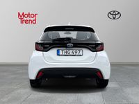 begagnad Toyota Yaris 1,5 Hybrid Active NYA V-hjul Motorvärmare