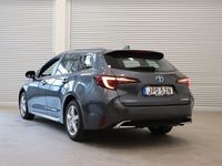 begagnad Toyota Corolla Hybrid KAMERA NAVI CARPLAY Active Plus 140hk