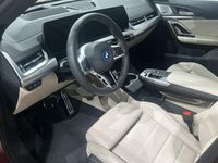 begagnad BMW iX2 xDrive30 M Sport Innovation Comfort Panorama DAP Drag