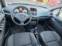 begagnad Peugeot 207 Bensinsnåll 1.4 Euro 5 besiktigad