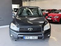 Begagnad Toyota RAV4 152 HK (111 kW) 2007 Mörkgrå SUV