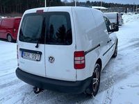 Begagnad VW Caddy 75 HK (55 kW) 2012 Vit Minibuss