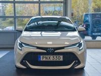 Begagnad Toyota Corolla Hybrid Style 122 HK (89 kW) 2019 Vit Halvkombi