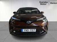 Begagnad Toyota C-HR Executive 124 HK (91 kW) 2017 Brun SUV
