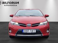begagnad Toyota Auris Hybrid e-CVT Automat Nybesiktad